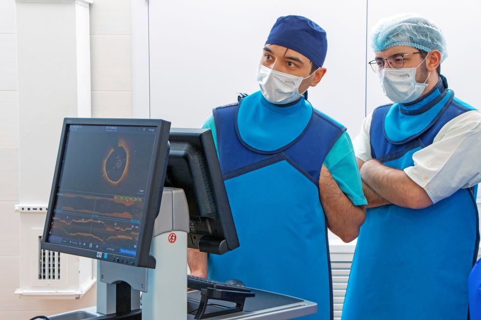 В окружной больнице Нижневартовска успешно внедряются новые диагностические методики для внутрисосудистой визуализации коронарных артерий. 